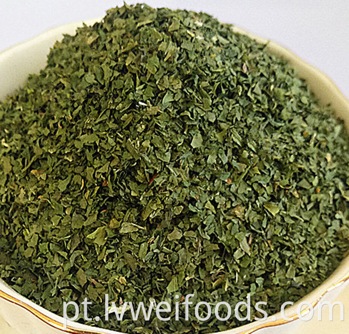 Dehydrated Celery Leaves 3 3mm